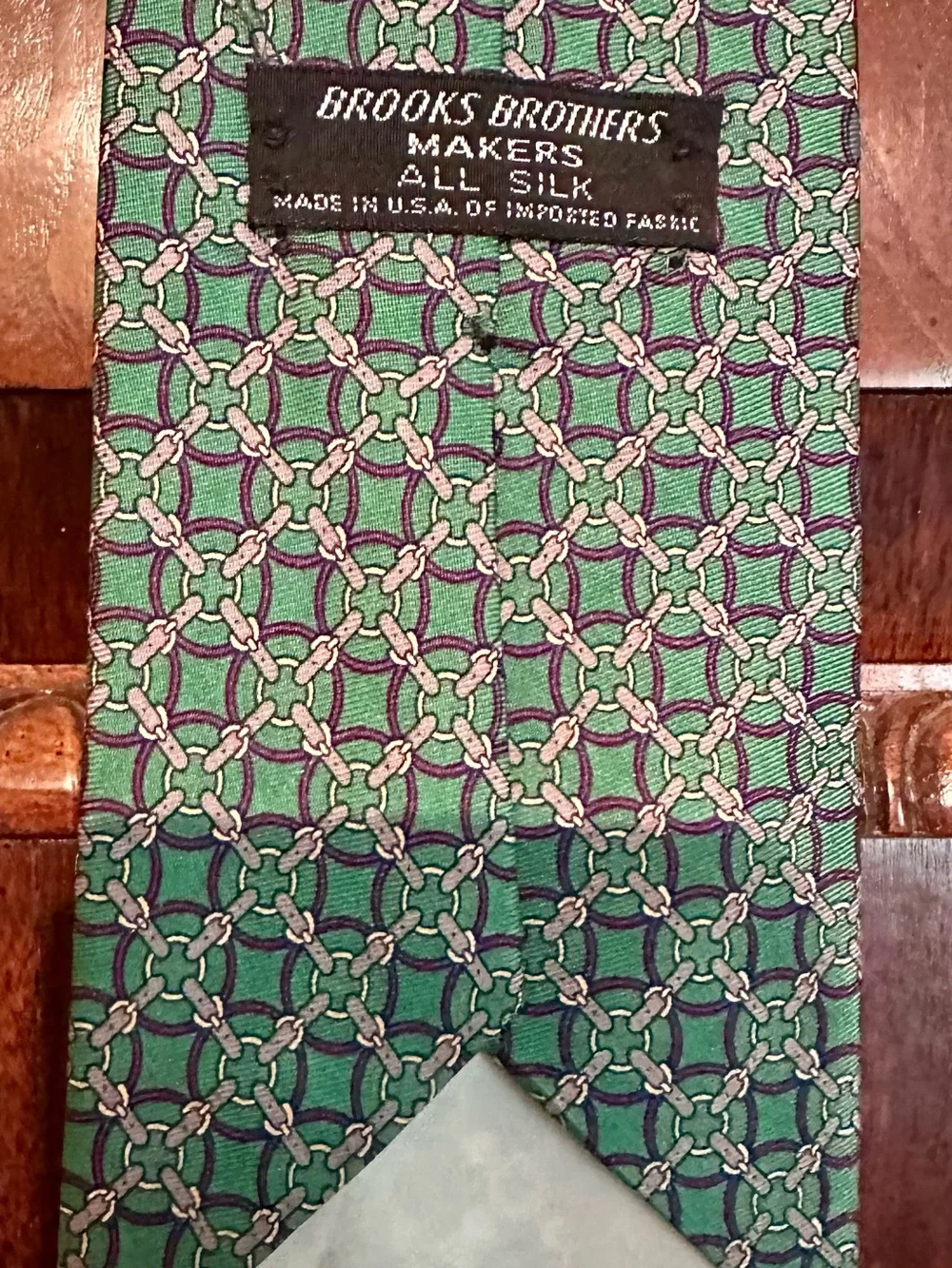 Brooks Brothers Green Geometric Link-Pattern Tie